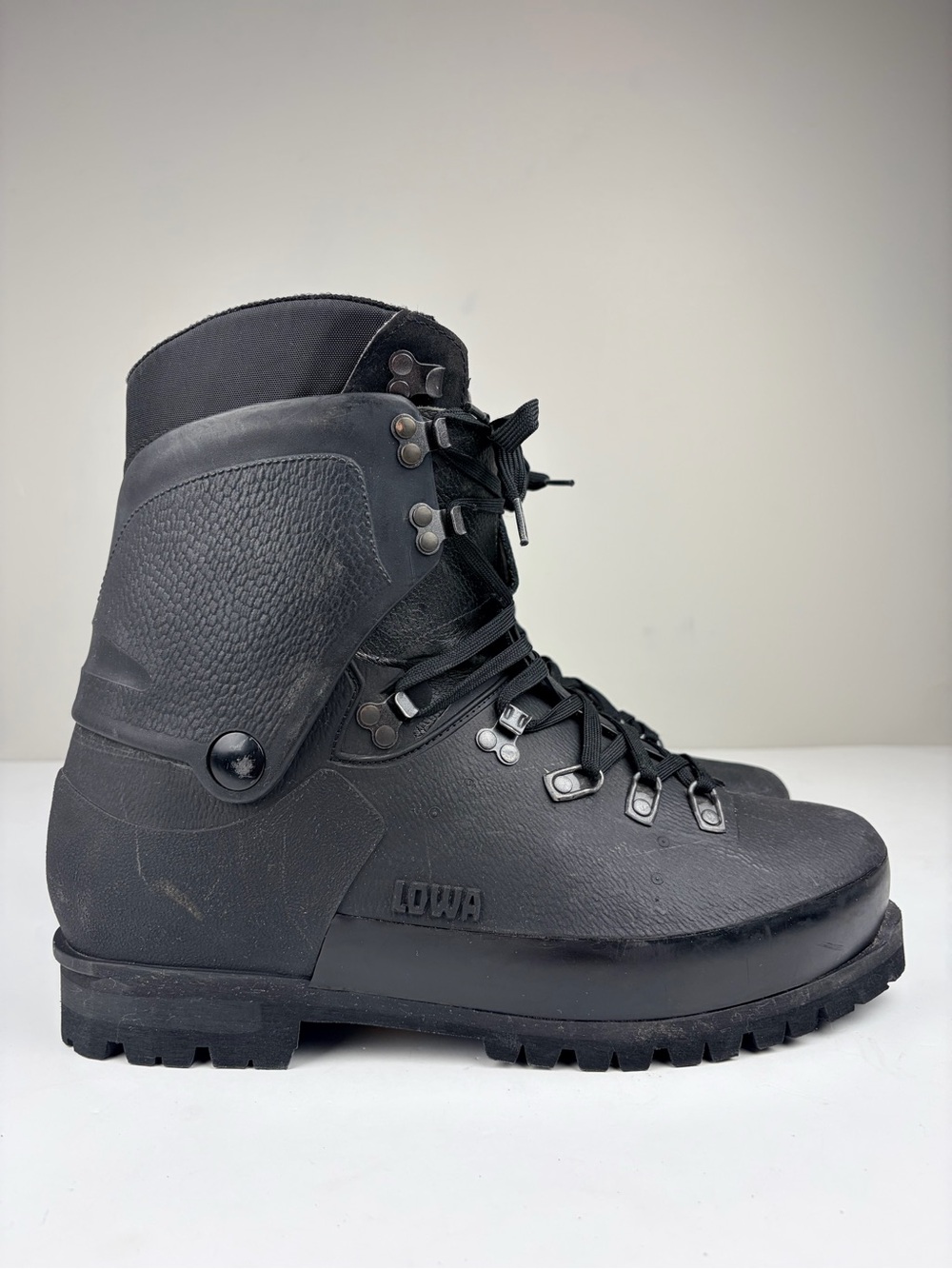 LOWA Civetta Extrem Boots Mens 13 EU 47 Black Vibram Mountaineering Germany